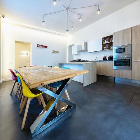 Napoli Squares Suites Exteriör bild