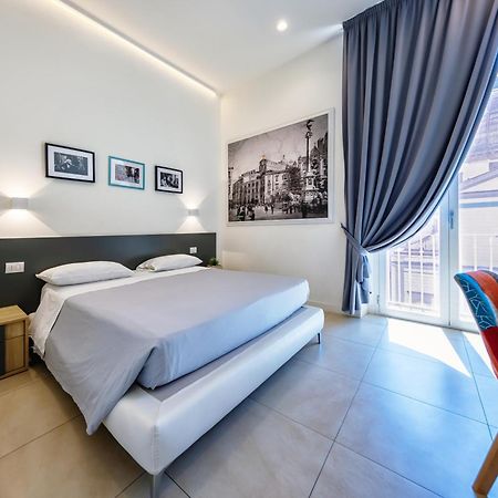 Napoli Squares Suites Exteriör bild