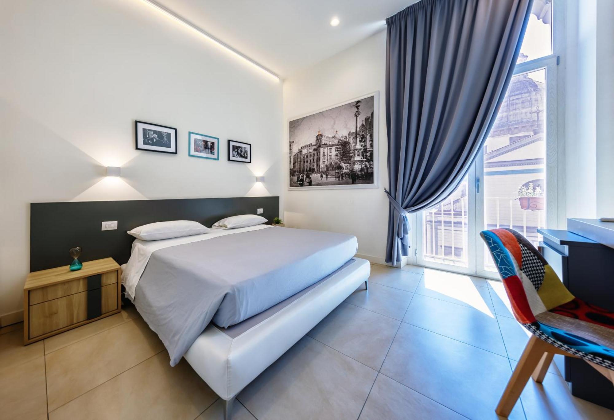 Napoli Squares Suites Exteriör bild