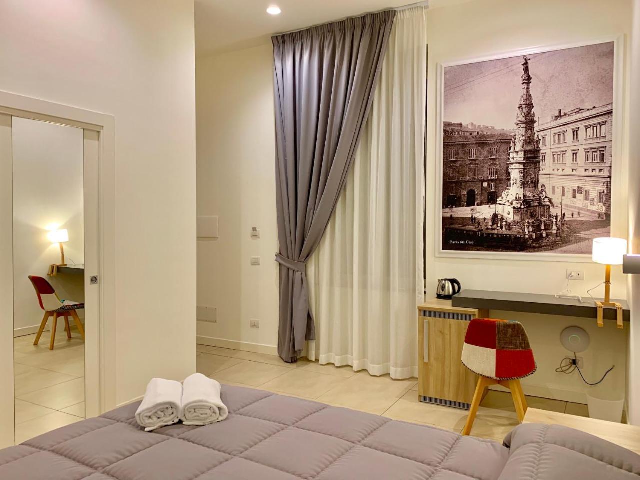 Napoli Squares Suites Exteriör bild