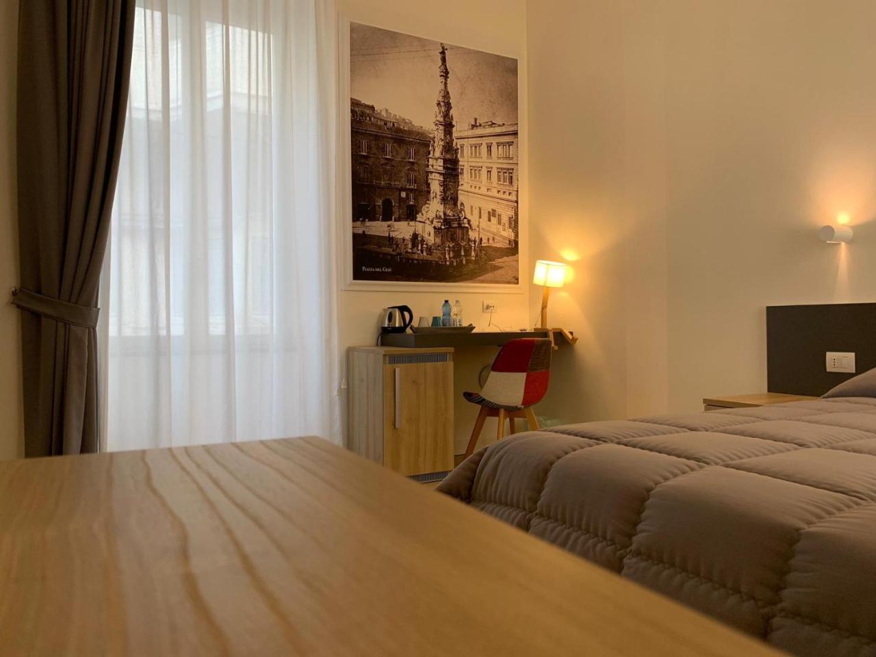 Napoli Squares Suites Exteriör bild