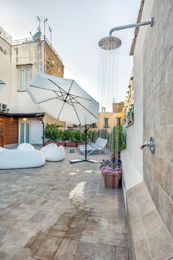 Napoli Squares Suites Exteriör bild