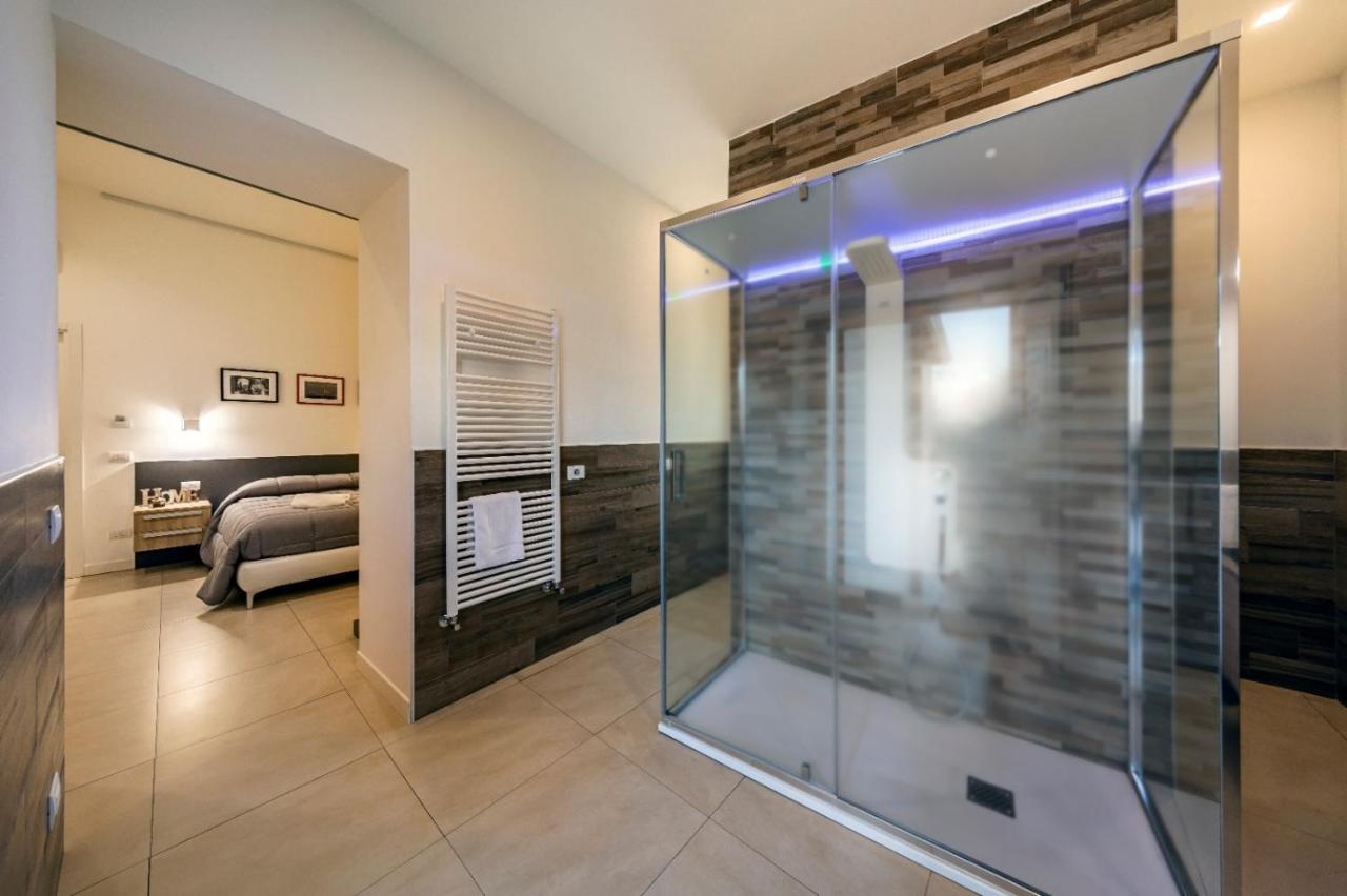 Napoli Squares Suites Exteriör bild