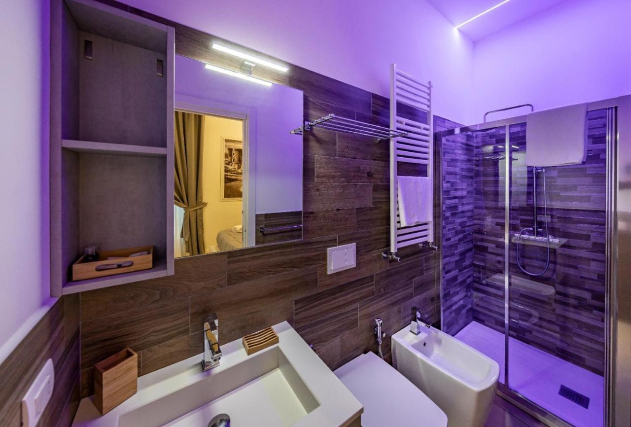 Napoli Squares Suites Exteriör bild