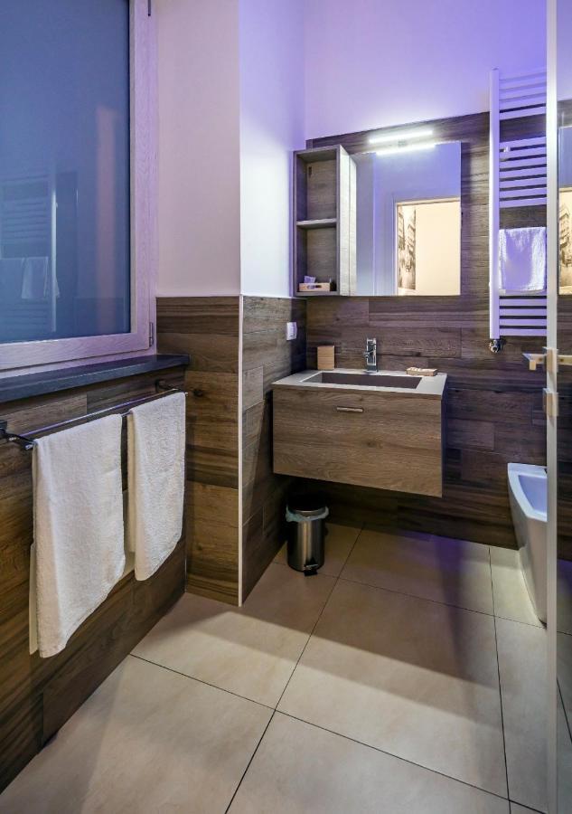 Napoli Squares Suites Exteriör bild